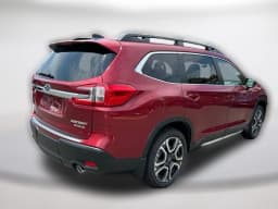 Subaru Ascent Limited 7-Passenger 2026 — side view