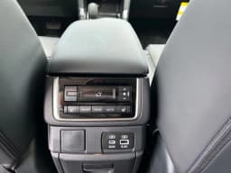 Subaru Ascent Limited 7-Passenger 2026 — side view