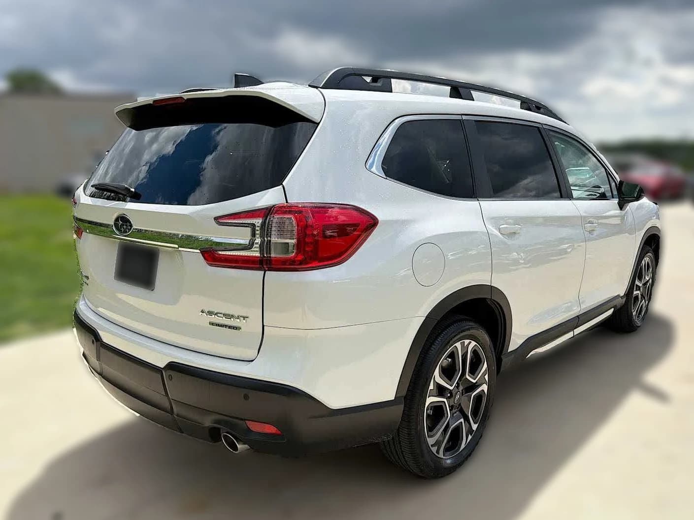 Subaru Ascent Limited 7-Passenger 2026 — side view