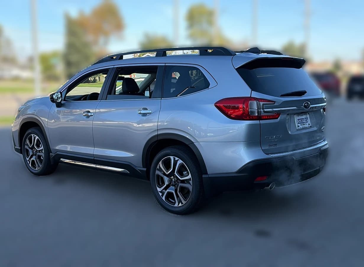 Subaru Ascent Touring 7-Passenger 2026 — side view