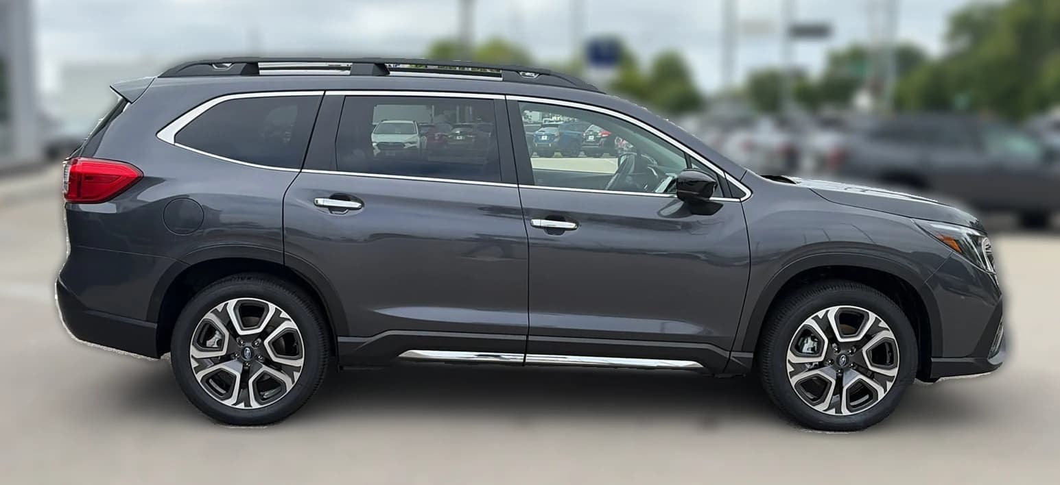 Subaru Ascent Touring 7-Passenger 2026 — side view