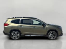 Subaru Ascent Touring 7-Passenger 2026 — side view