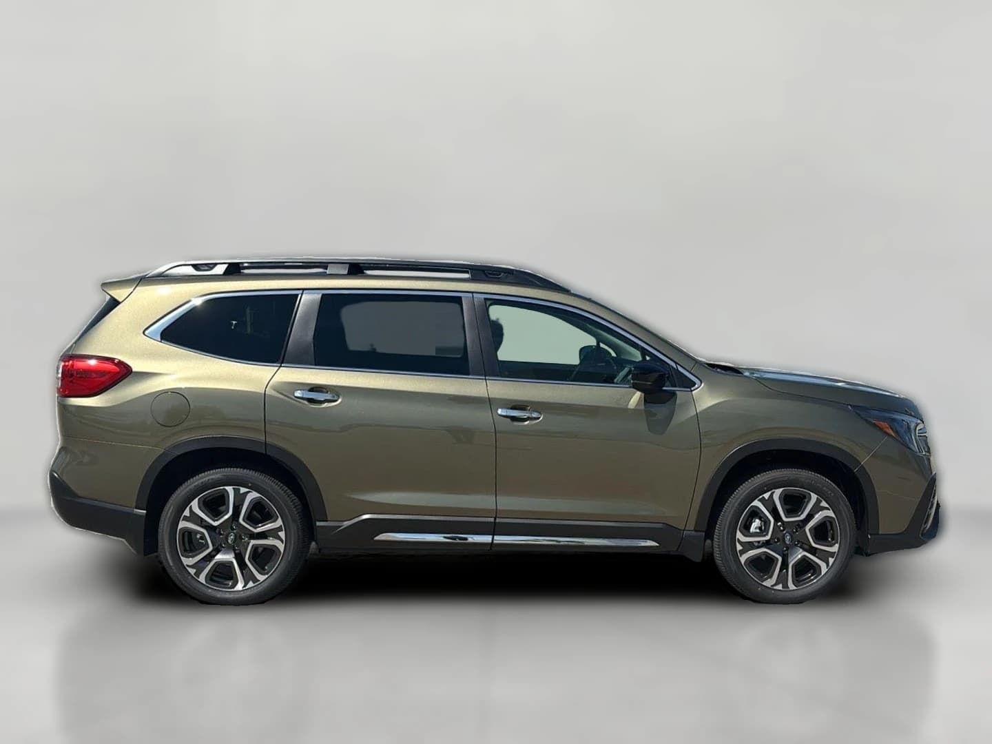 Subaru Ascent Touring 7-Passenger 2026 — side view