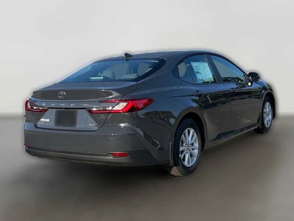 Toyota Camry LE (Natl) 2026 — side view