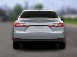 Toyota Camry LE (Natl) 2026 — side view