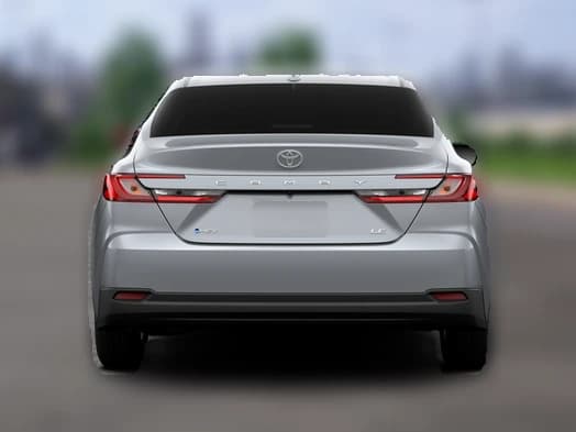 Toyota Camry LE (Natl) 2026 — side view