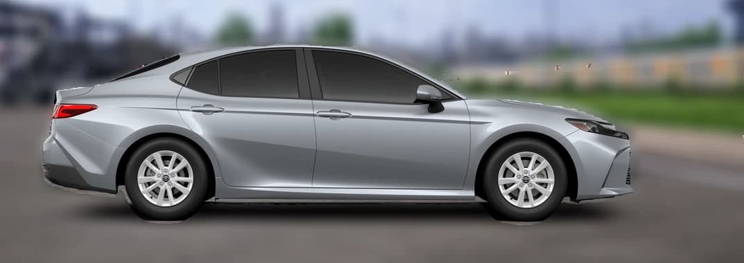 Toyota Camry LE (Natl) 2026 — side view