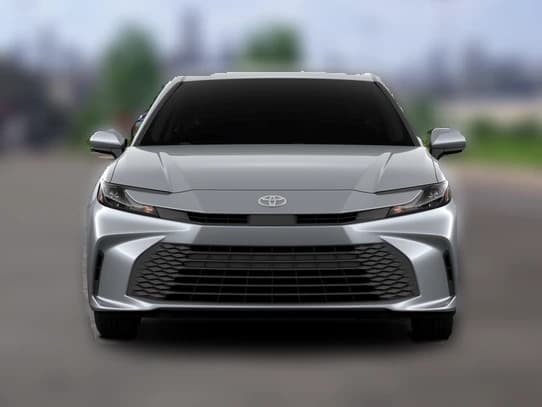 Toyota Camry LE (Natl) 2026 — side view