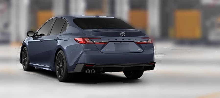 Toyota Camry SE (Natl) 2026 — side view