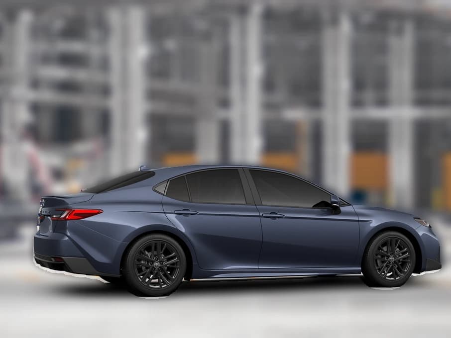 Toyota Camry SE (Natl) 2026 — side view