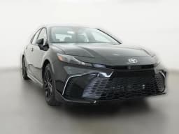Toyota Camry SE (Natl) 2026 — side view