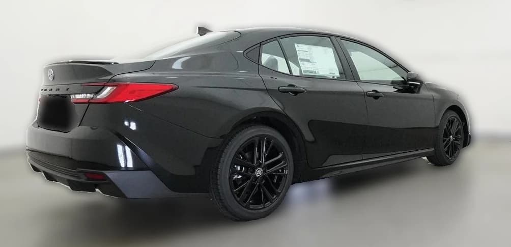 Toyota Camry SE (Natl) 2026 — side view