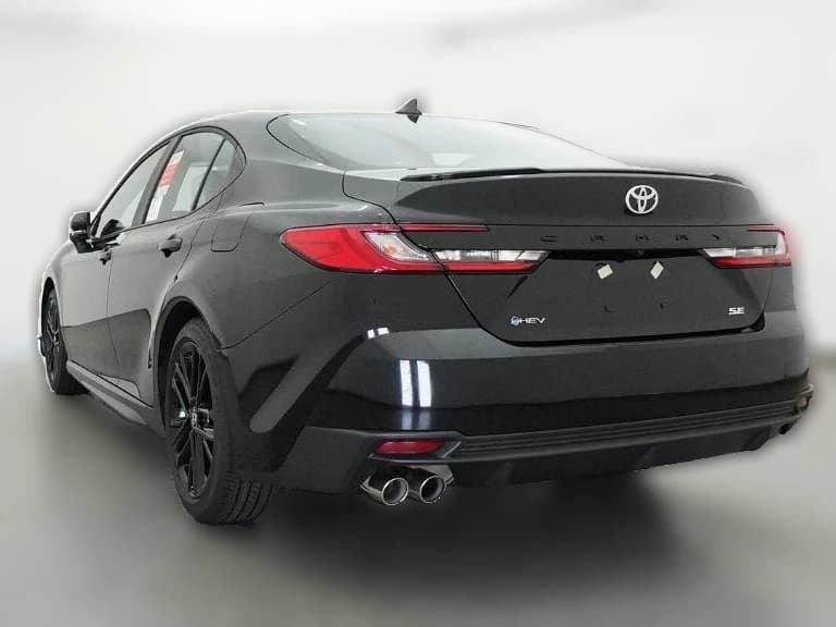 Toyota Camry SE (Natl) 2026 — side view