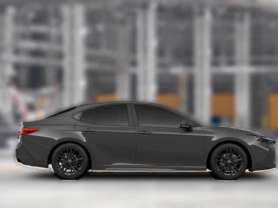 Toyota Camry SE (Natl) 2026 — side view