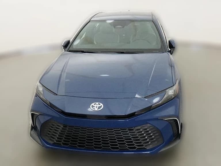 Toyota Camry SE (Natl) 2026 — side view