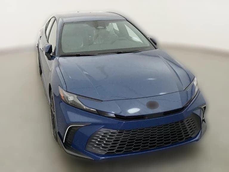 Toyota Camry SE (Natl) 2026 — side view