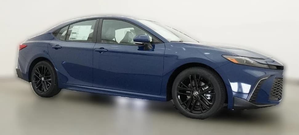 Toyota Camry SE (Natl) 2026 — side view