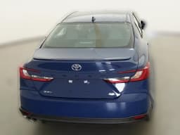 Toyota Camry SE (Natl) 2026 — side view