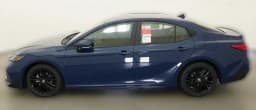 Toyota Camry SE (Natl) 2026 — side view