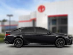 Toyota Camry SE (Natl) 2026 — side view