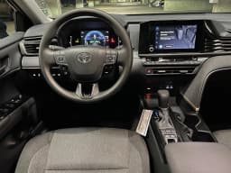 Toyota Camry LE (Natl) 2026 — side view