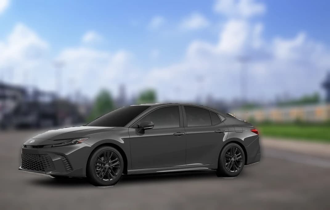 Toyota Camry SE (Natl) 2026 — side view