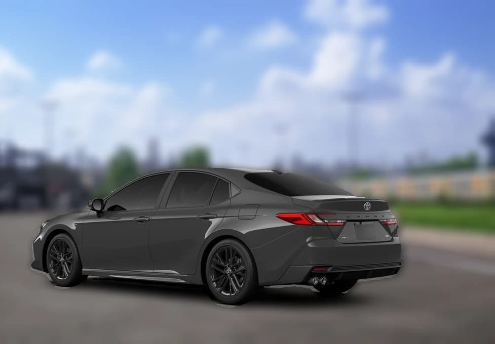 Toyota Camry SE (Natl) 2026 — side view
