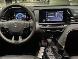 Toyota Camry SE (Natl) 2026 — side view