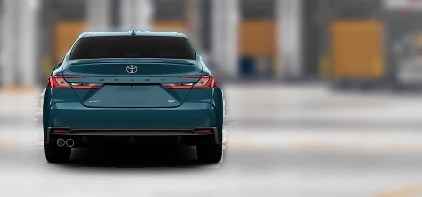 Toyota Camry SE (Natl) 2026 — side view