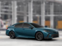 Toyota Camry SE (Natl) 2026 — side view