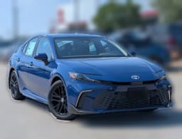Toyota Camry SE (Natl) 2026 — side view