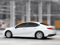 Toyota Camry SE (SE) 2026 — side view