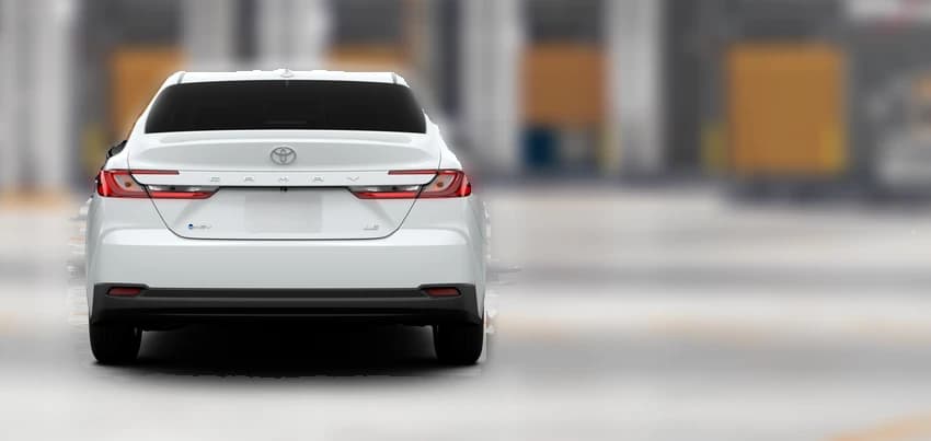 Toyota Camry SE (SE) 2026 — side view