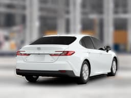 Toyota Camry SE (SE) 2026 — side view