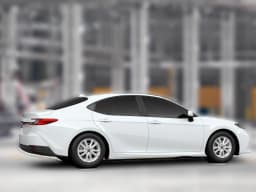 Toyota Camry SE (SE) 2026 — side view