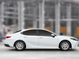 Toyota Camry SE (SE) 2026 — side view