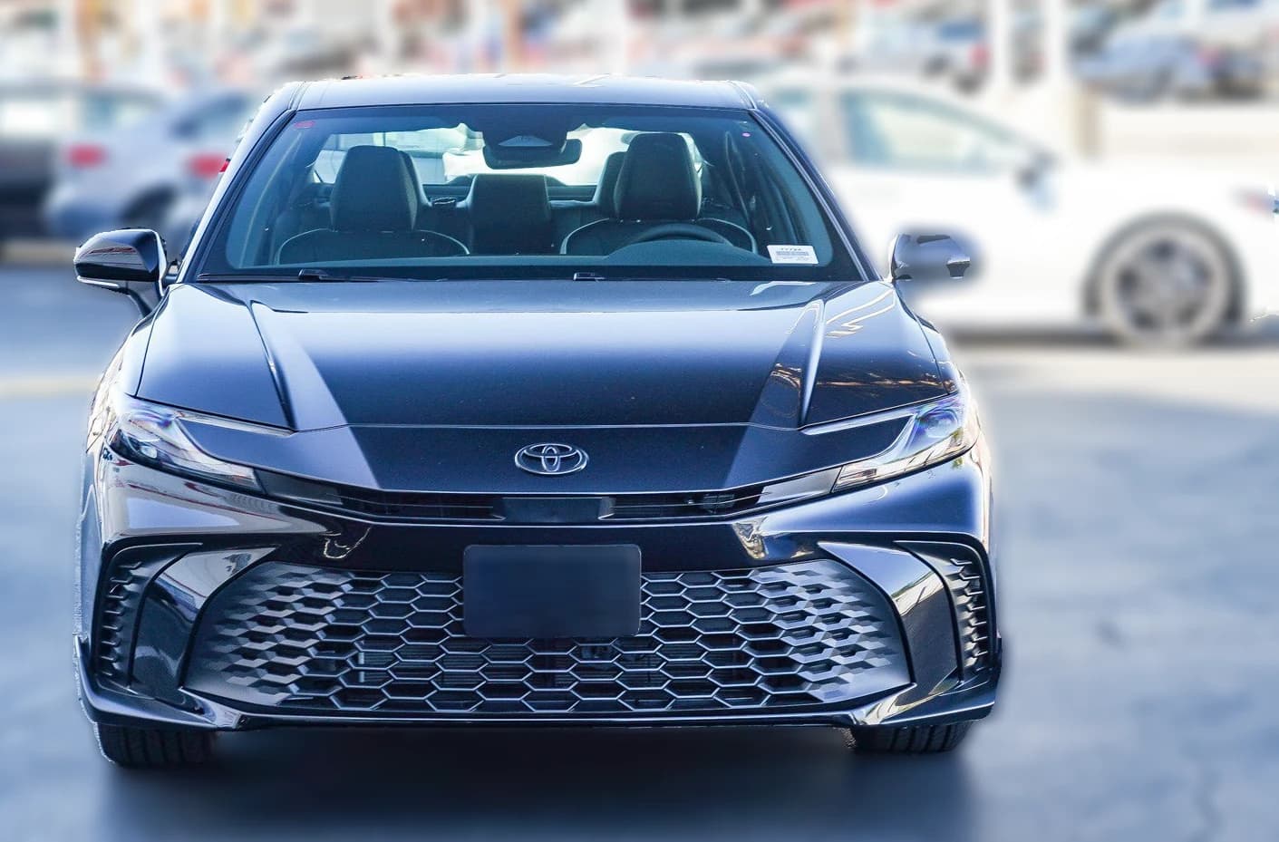 Toyota Camry SE (Natl) 2026 — side view