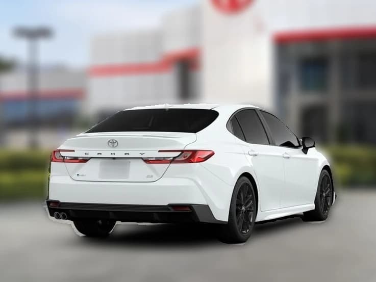 Toyota Camry SE (Natl) 2026 — side view