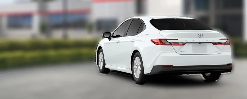 Toyota Camry LE (Natl) 2026 — side view