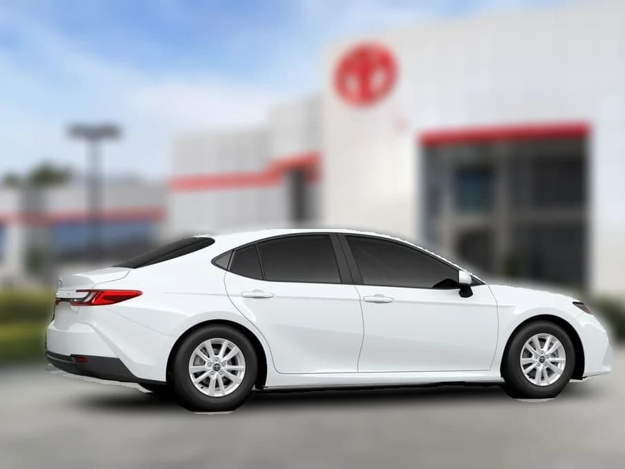 Toyota Camry LE (Natl) 2026 — side view