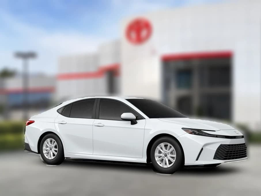 Toyota Camry LE (Natl) 2026 — side view