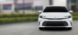 Toyota Camry LE (Natl) 2026 — side view