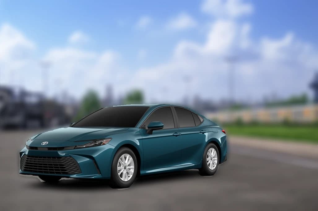 Toyota Camry LE (Natl) 2026 — side view