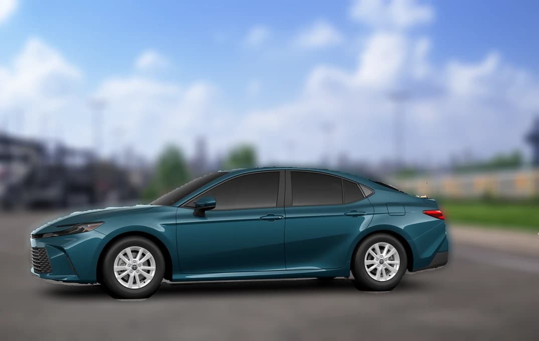 Toyota Camry LE (Natl) 2026 — side view