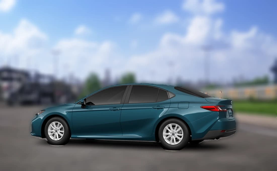Toyota Camry LE (Natl) 2026 — side view