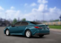 Toyota Camry LE (Natl) 2026 — side view