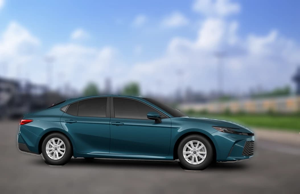 Toyota Camry LE (Natl) 2026 — side view