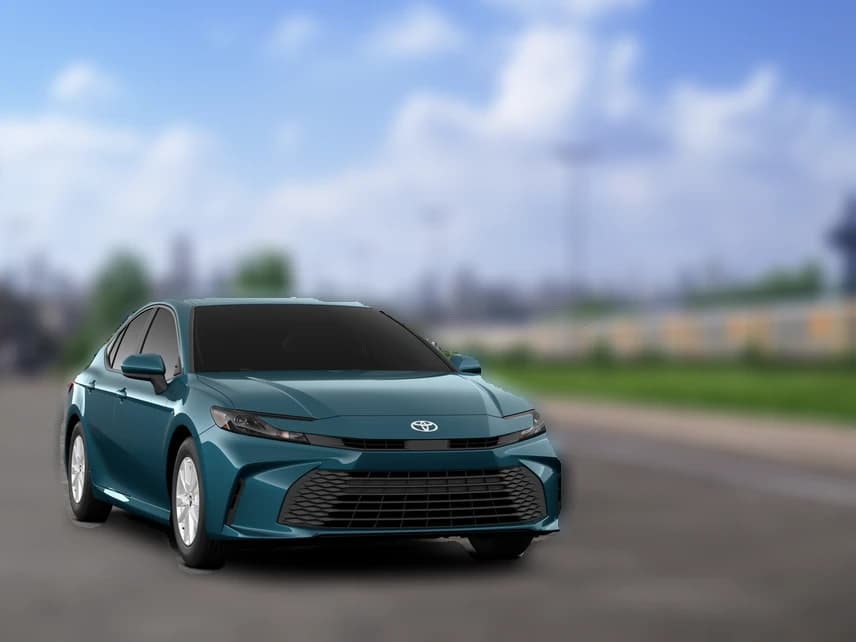 Toyota Camry LE (Natl) 2026 — side view