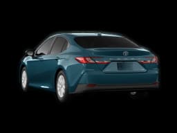 Toyota Camry LE (Natl) 2026 — side view