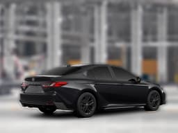 Toyota Camry SE (Natl) 2026 — side view
